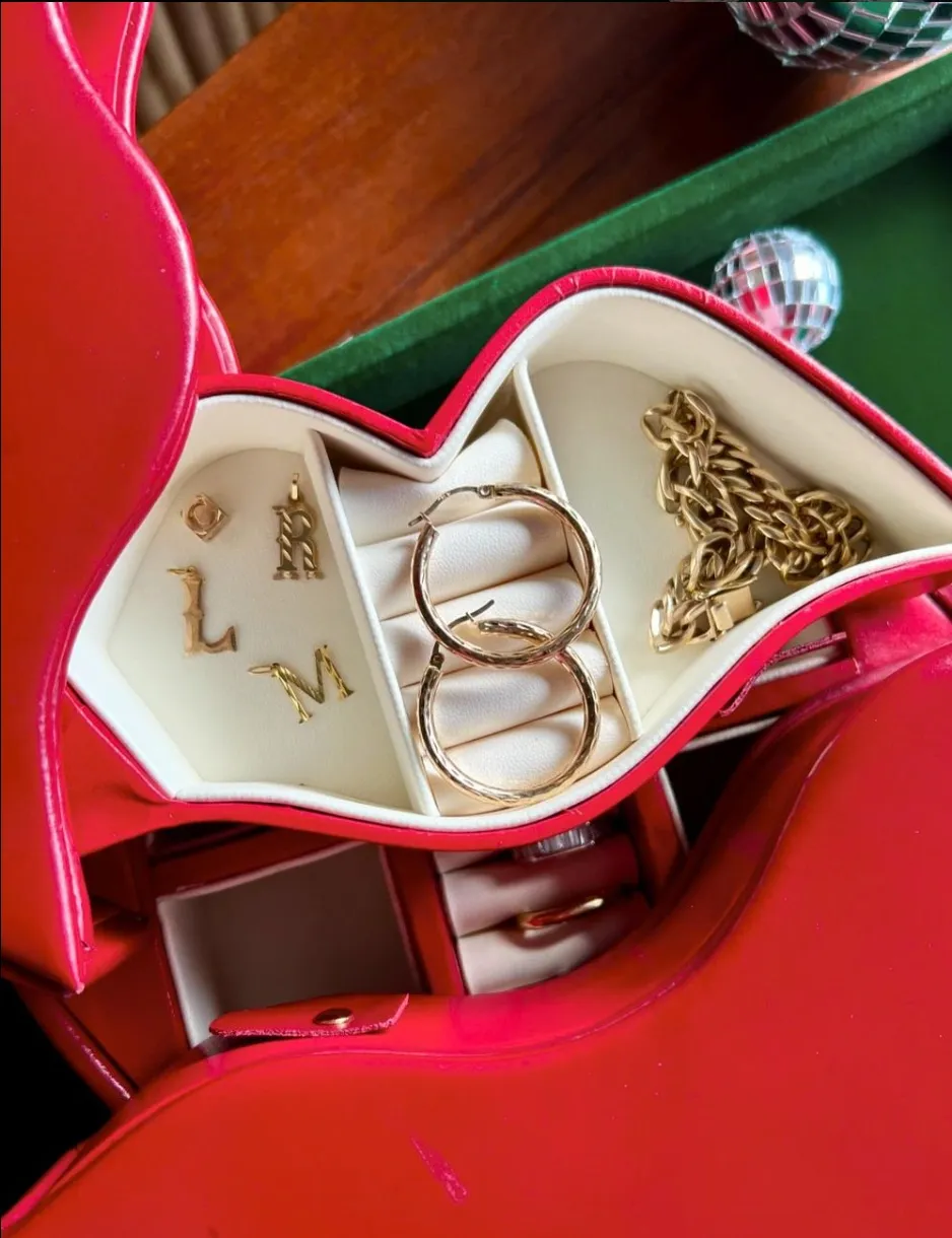 Vintage gold jewelry piece